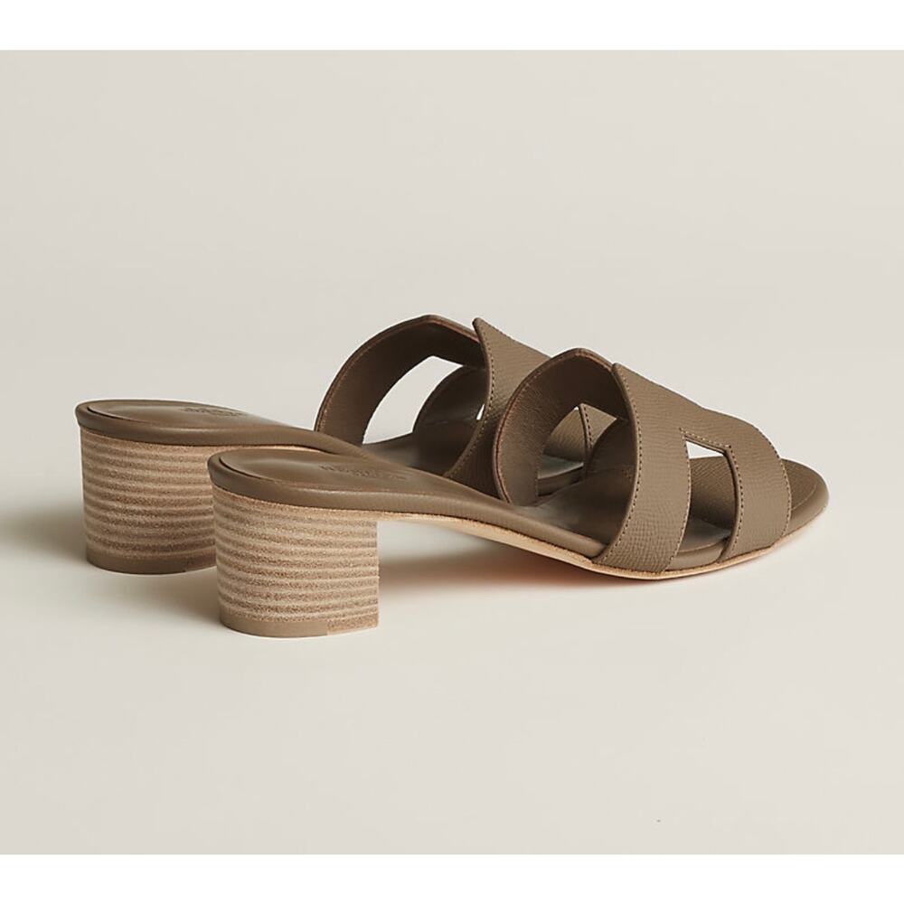 Hermès Oasis Sandals Etoupe Epsom Leather Heels 38.5 Dust Bag Included - Picture 6 of 7